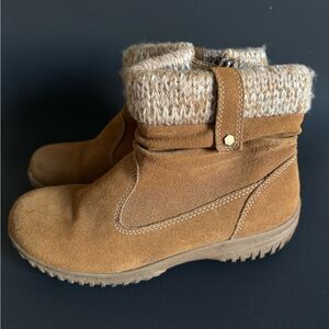 Cozy Tan Suede Ankle Boots with Knit Cuff